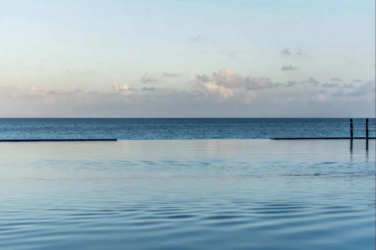 Cancun Beach&Sunrise 0*,
